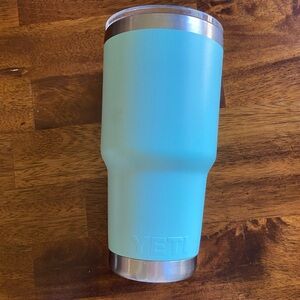 30oz Yeti Rambler Tumbler Seafoam